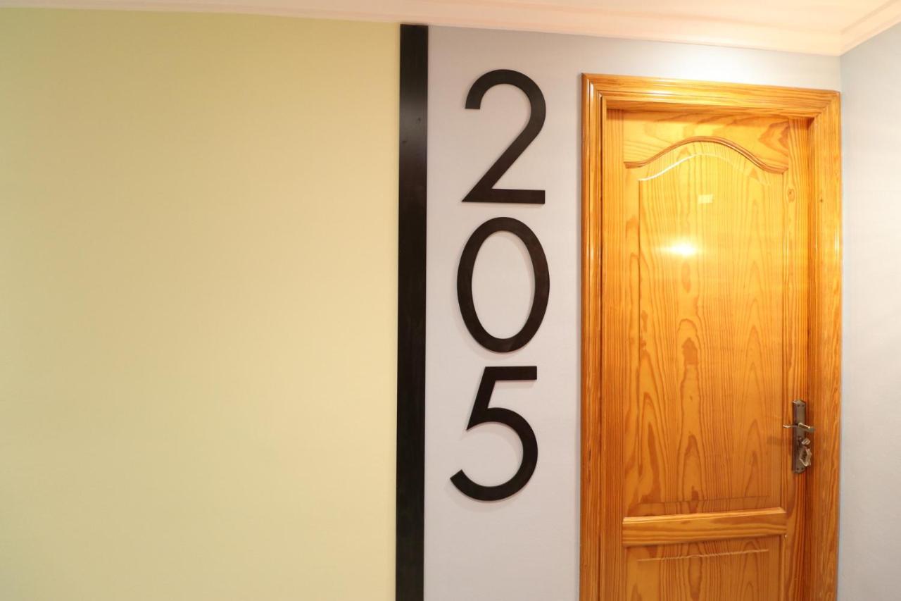 205 I Posada Del Mar I Encantador Hostel En La Playa De Gandia מראה חיצוני תמונה